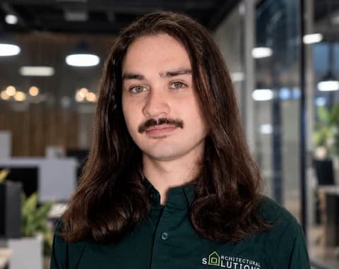 Eduardo Garcia, Junior Sales Representative